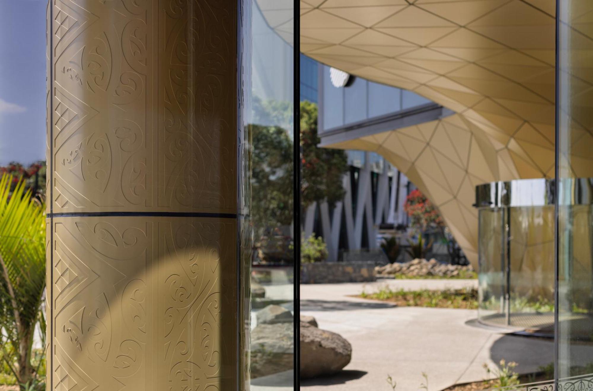Pullman Auckland Airport Hotell Exteriör bild The National Museum of Australia
